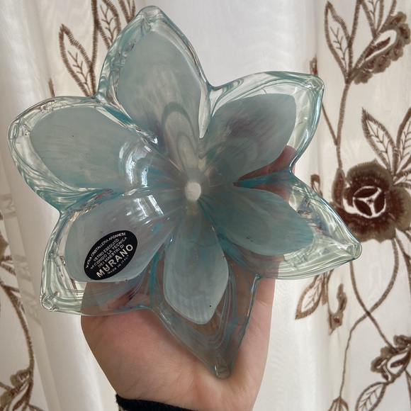 SOLD IN BUNDLE -! Murano Blue Swirl Art Glass Flower - Picture 6 of 9